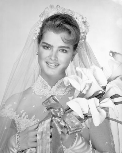 Brooke-Shields-Brides-Cover-4-5-112-2-of-2 (1)